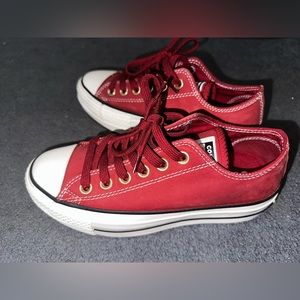 Converse platforms size 5